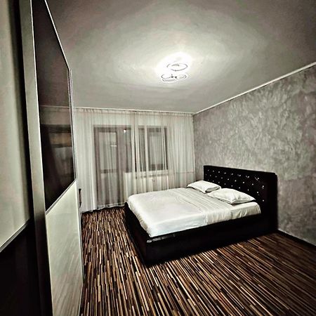 Lukapartaments Tulcea Buitenkant foto