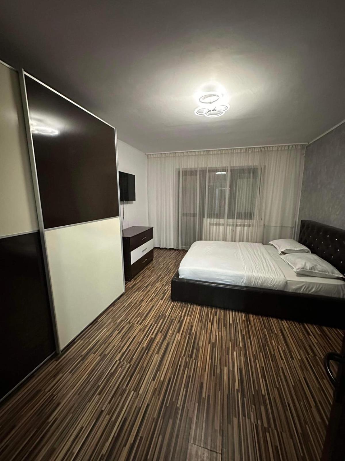 Lukapartaments Tulcea Buitenkant foto